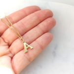 Nagy betű medál (arany szín)