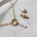 Háromgyöngyös charm