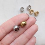 széles fém karika charm (arany, ezüst változat)