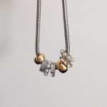 Gyöngyös fém karika charm