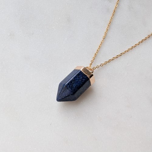 Ásványfüggős nyaklánc Lapis lazuli (kék- arany)
