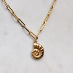 Tengericsiga medálos paperclip nyaklánc