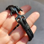 Horgonyos fonott bőr karkötő