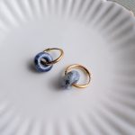 Ásványkarikás fülbevaló (arany és ezüst változatok)