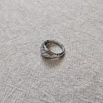 Vastag, átlós mintázatú gyűrű (ezüst szín, nemesacél)