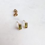 Téglalap köves fülbevaló (több színben)