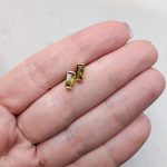 Téglalap köves fülbevaló (több színben)