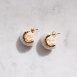 Félkör alakú elegáns fülbevaló (nemesacél és akril)