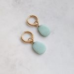 Világoszöld függős fülbevaló