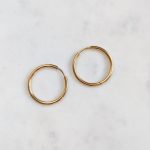 Hoop csatos karika fülbevaló (arany, ezüst)