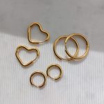 Hoop csatos karika fülbevaló (arany, ezüst)