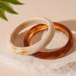 Vékony akril karperec