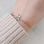 Belle virágos cirkóniaköves karkötő